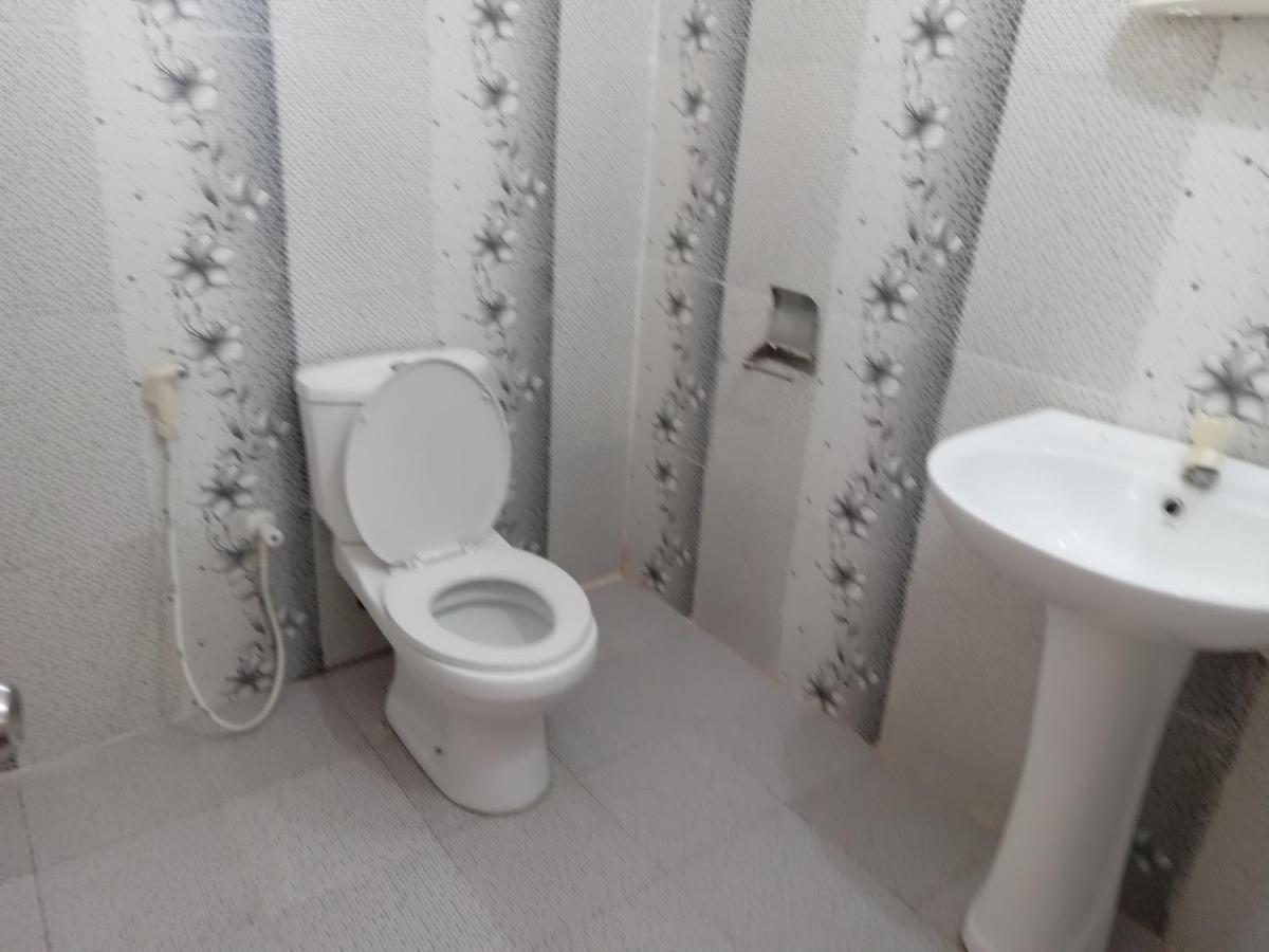 נילבלי Vibushan Guest House מראה חיצוני תמונה