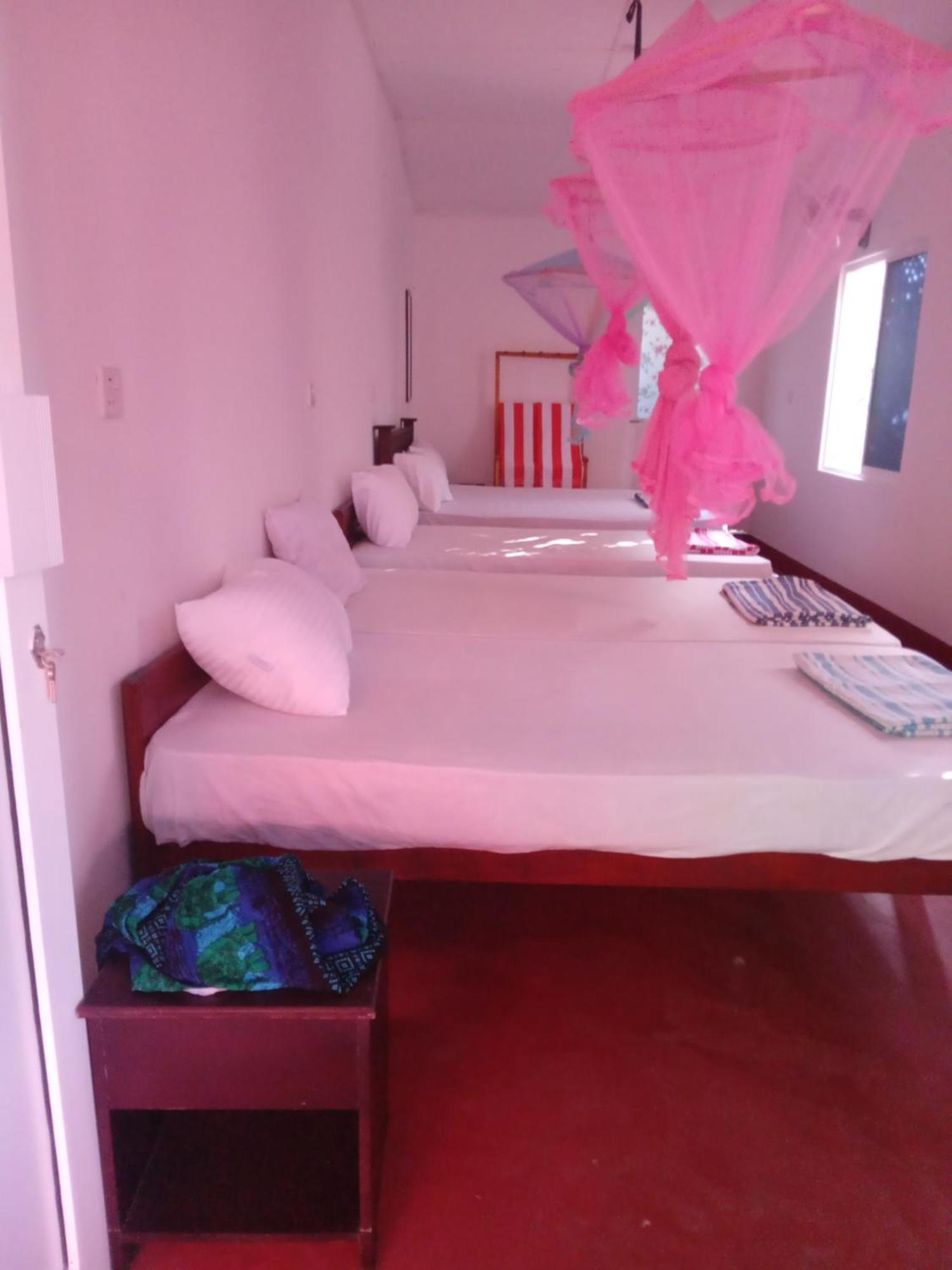 נילבלי Vibushan Guest House מראה חיצוני תמונה