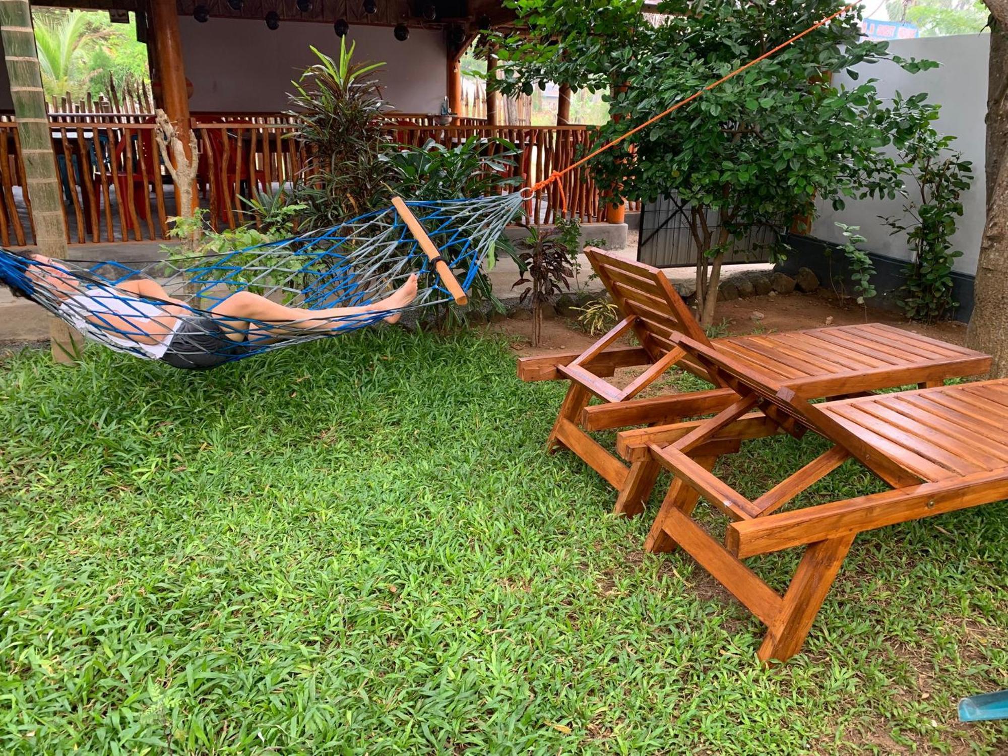 נילבלי Vibushan Guest House מראה חיצוני תמונה